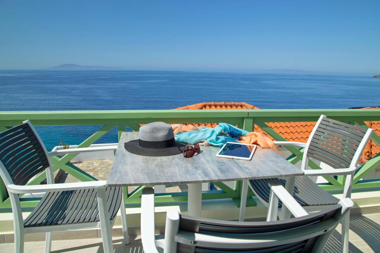 Corali Suites Andros Mpatsi Eksteriør billede